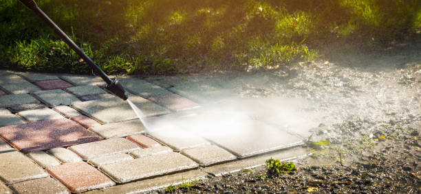 Professional Pressure Washing Services in Hutchinson, MN