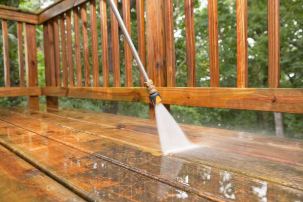 Best Deck and Patio Pressure Washing in Hutchinson, MN